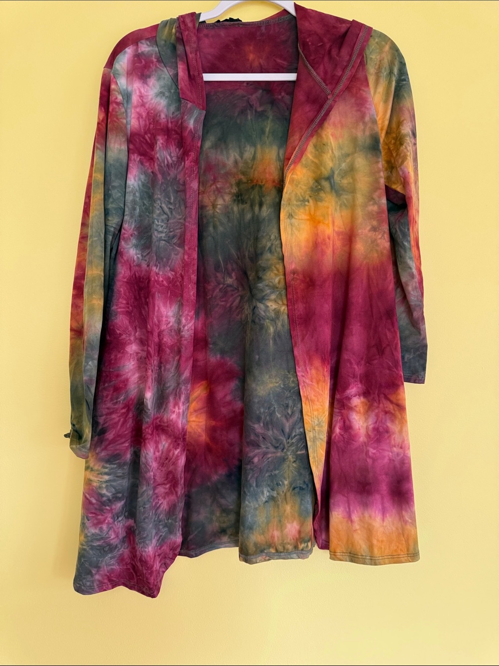 Tie-Dye Hooded Open Front Cardigan - Multicolor (Burgundy, Green, Golden)